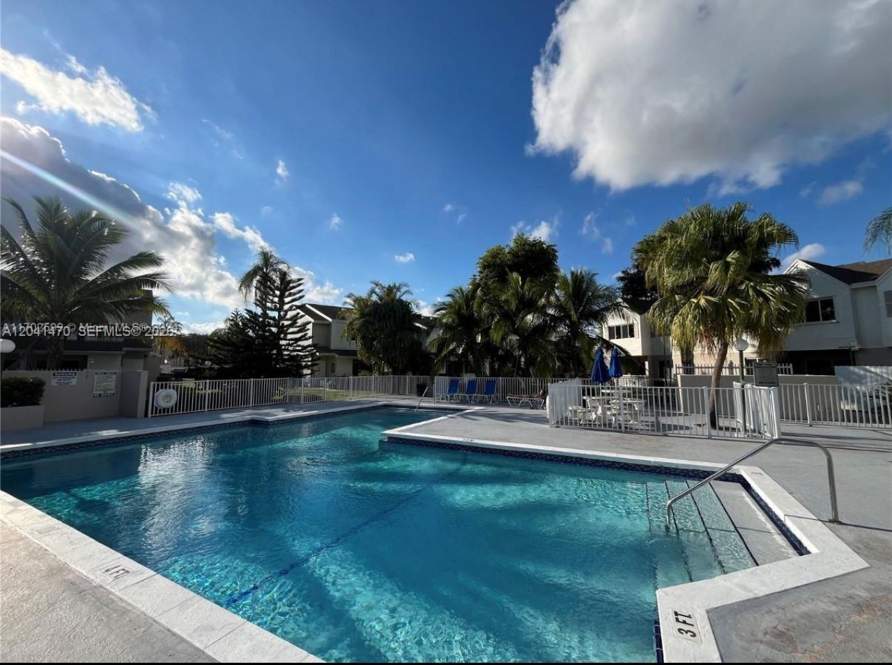 17515 NW 67th Ct , Unit G-22, Hialeah, FL 33015 Photo
