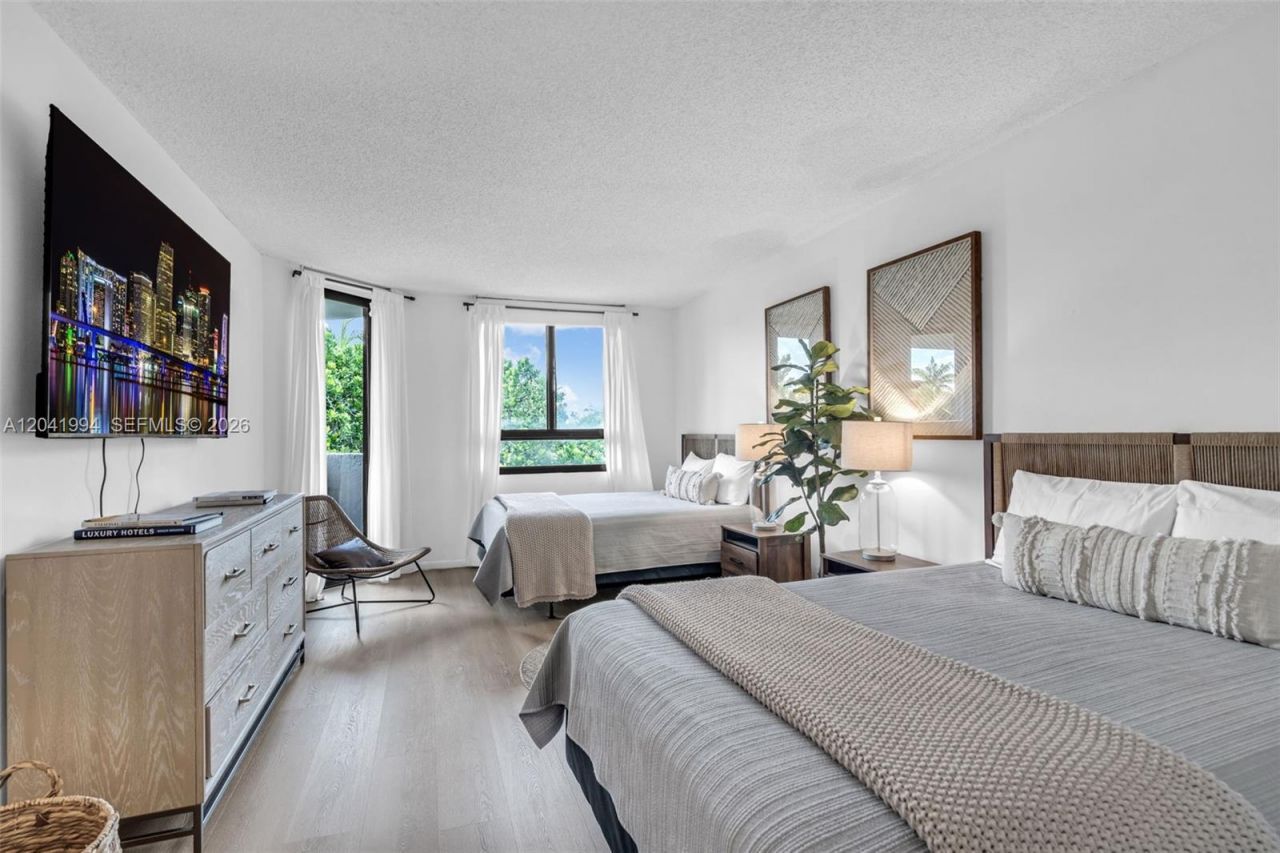 101 Crandon Blvd , Unit 269, Key Biscayne, FL 33149 Photo