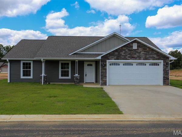 217 Gucci Drive , Poplar Bluff, MO 63901