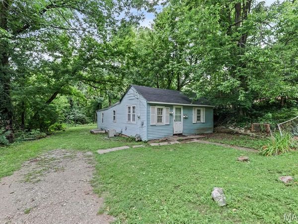 3112 Trumbull Avenue , Alton, IL 62002