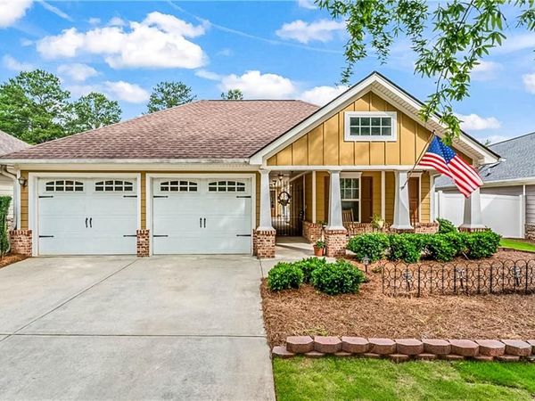140 Cottage Club Drive, Locust Grove, GA 30248
