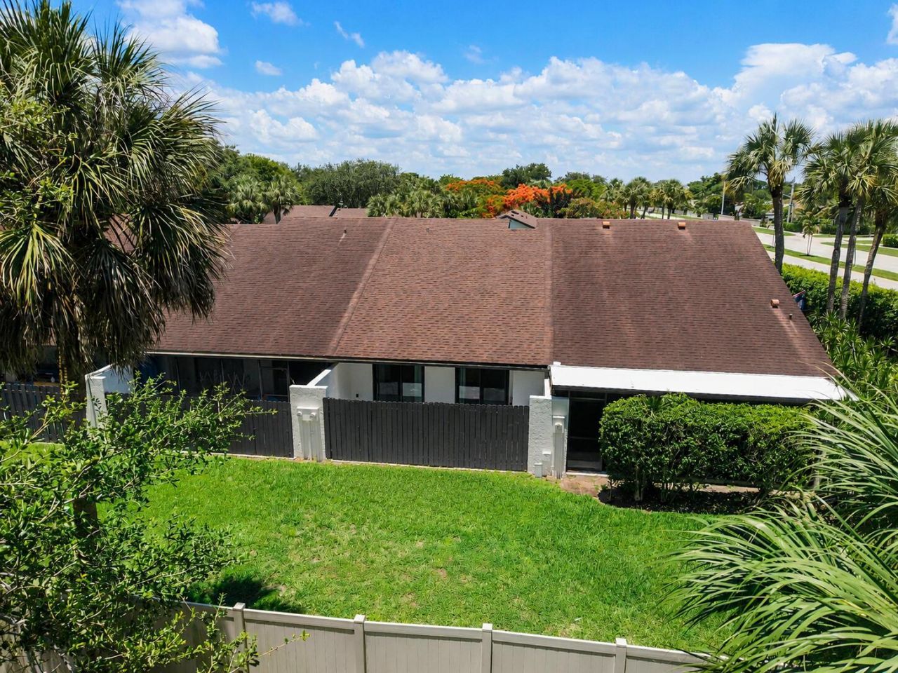 23284 SW 53rd Avenue, Unit D, Boca Raton, FL 33433 Photo