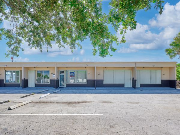1620 Avenue E, West Palm Beach, FL 33422