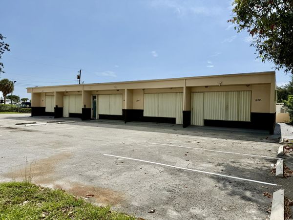 1620 Avenue E, West Palm Beach, FL 33422