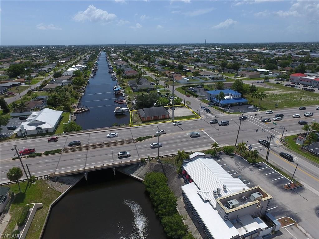 1218 Del Prado Blvd S, Cape Coral, FL 33990 Photo