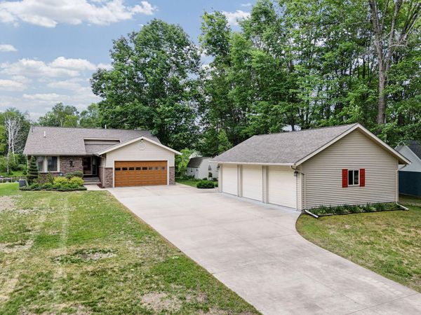107 Matchwood Drive, Prudenville, MI 48651