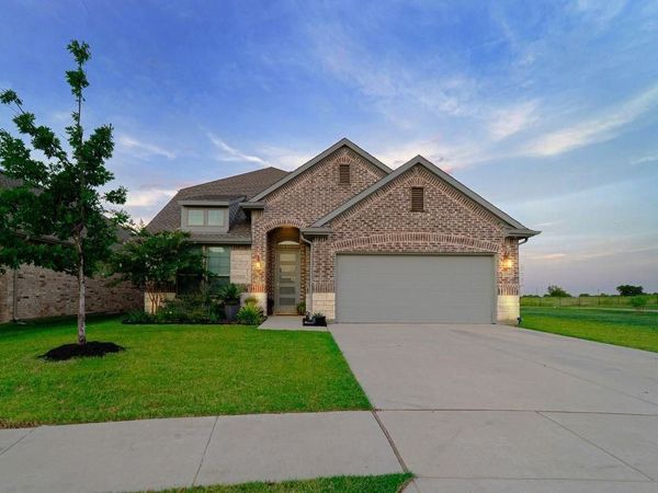 1120 Stallion Lane, Justin, TX 76247
