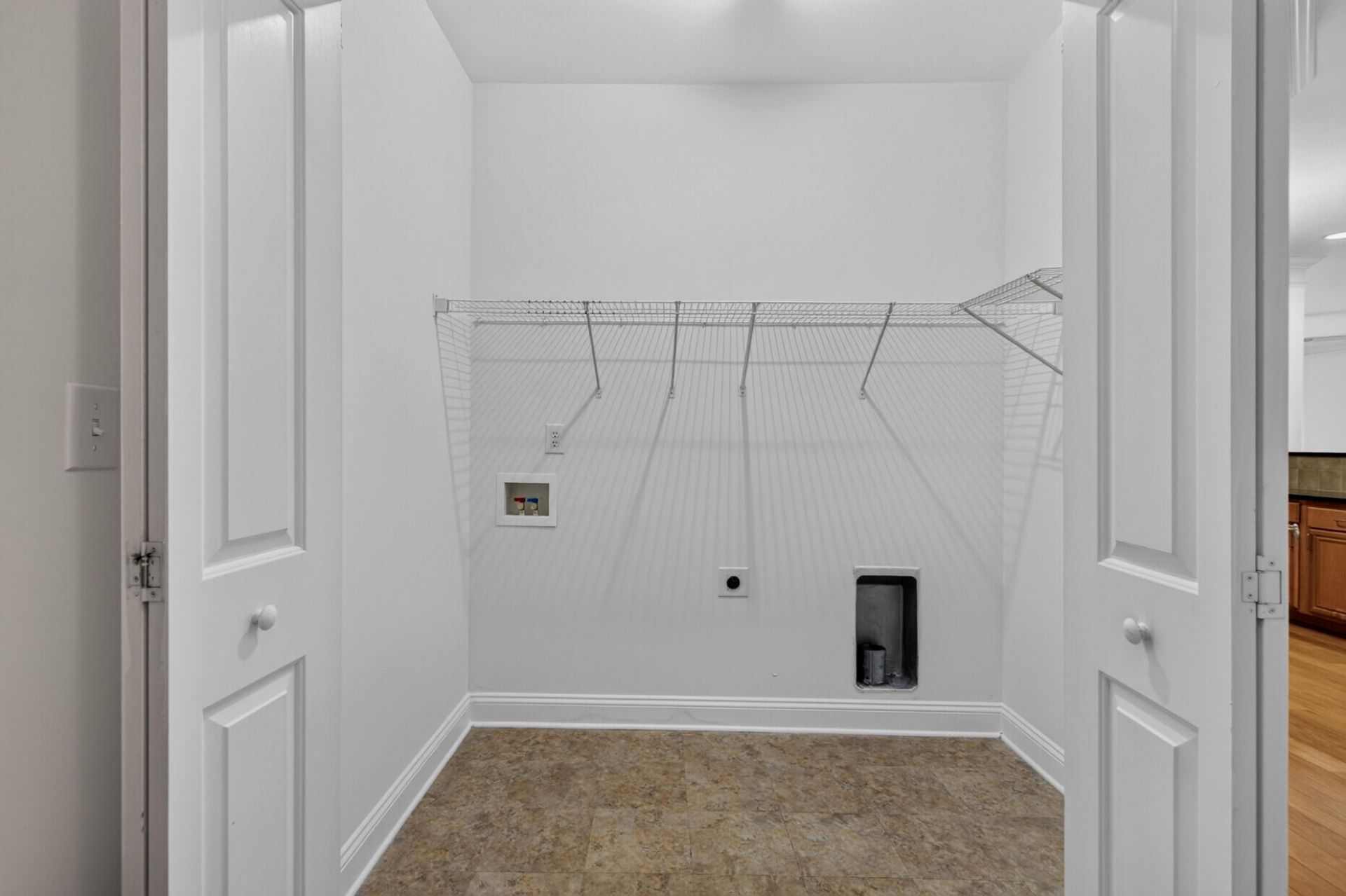 2244 Ashley Crossing Drive Photo 11