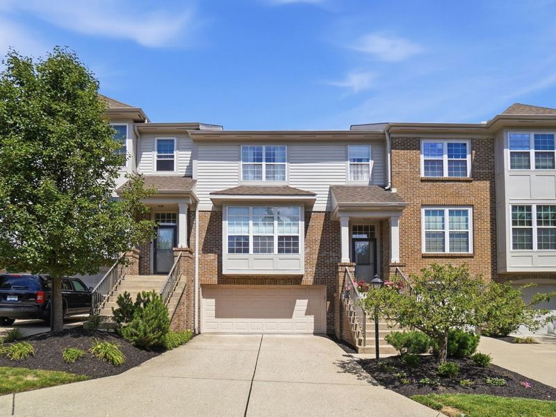 542 Fincastle Lane, Fort Wright, KY 41011 Photo 1