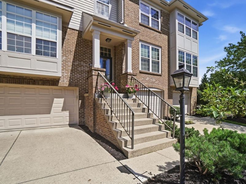 542 Fincastle Lane, Fort Wright, KY 41011 Photo 3