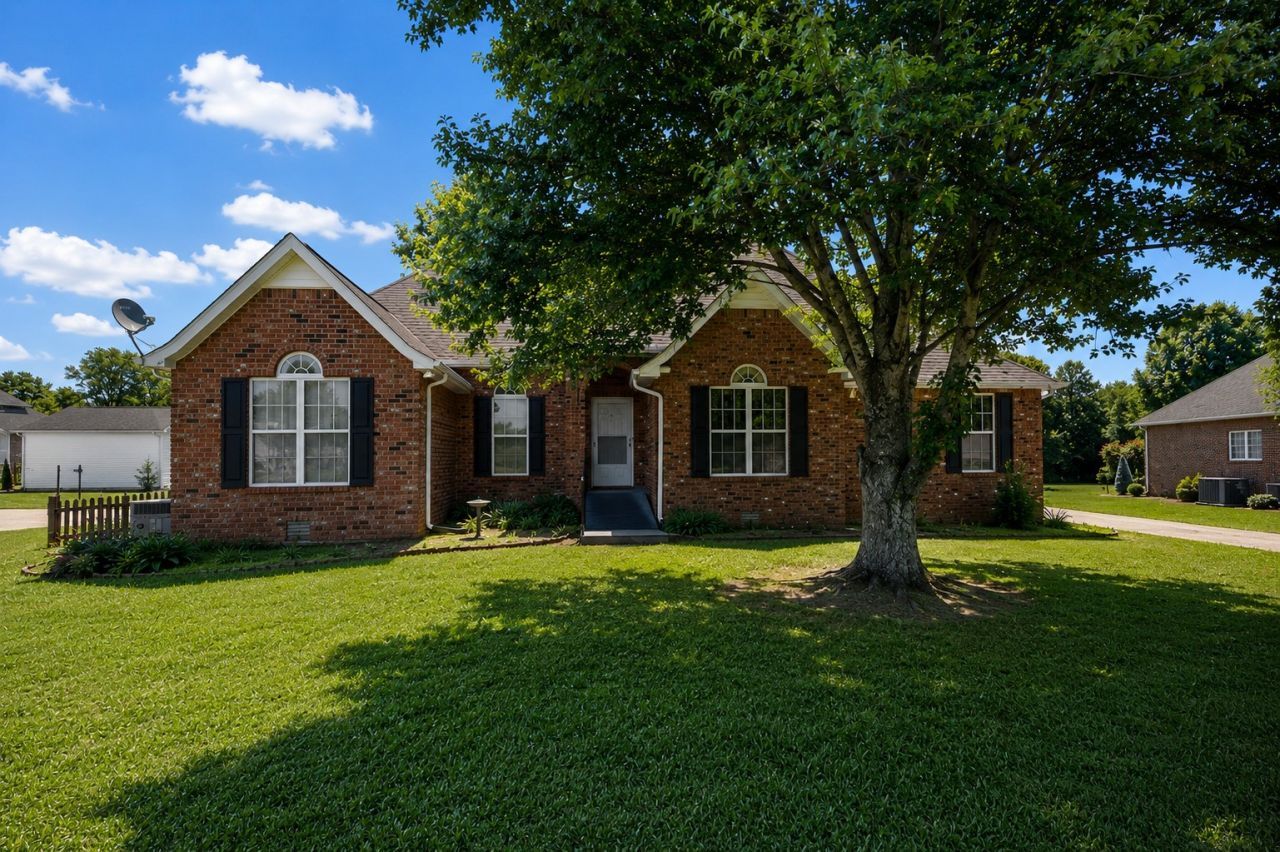 107 Honeysuckle Ct, Murfreesboro, TN 37129 Main Photo