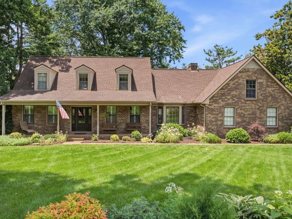 1207 Arrowhead Drive, Brentwood, TN 37027