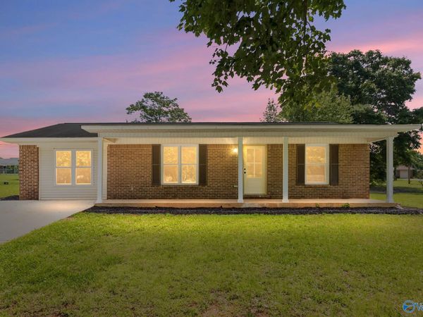2119 Aretha Street, Athens, AL 35611
