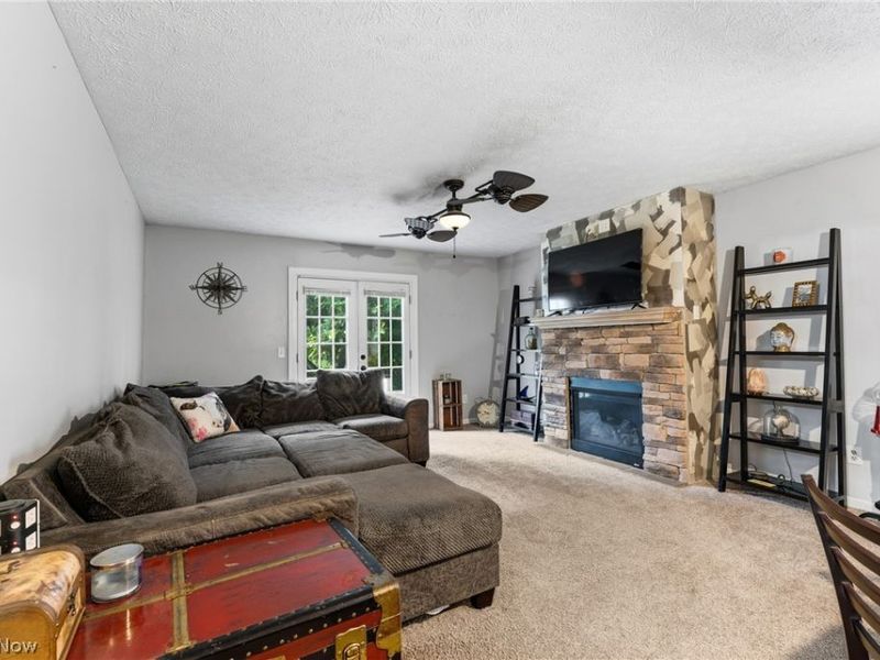 7160 Strausser Street NW, North Canton, OH 44720 Photo 22