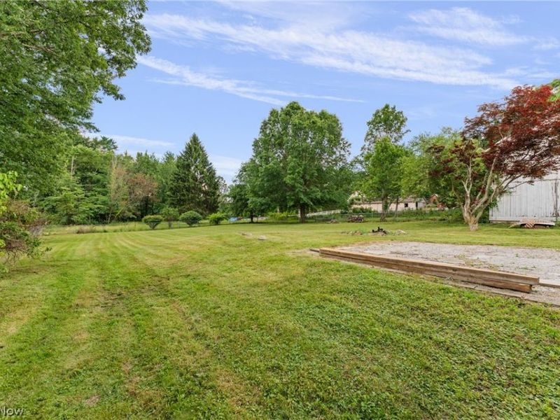 7160 Strausser Street NW, North Canton, OH 44720 Photo 37