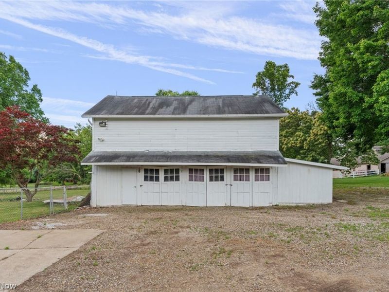 7160 Strausser Street NW, North Canton, OH 44720 Photo 5