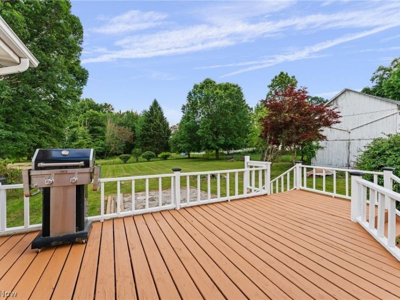 7160 Strausser Street NW, North Canton, OH 44720 Photo 8