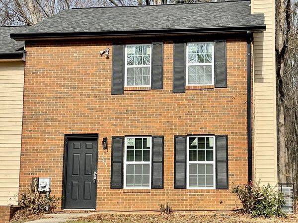 945 Silverwood Drive, Atlanta, GA 30349