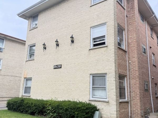 8658 W Summerdale Avenue , Unit 6, Chicago, IL 60656