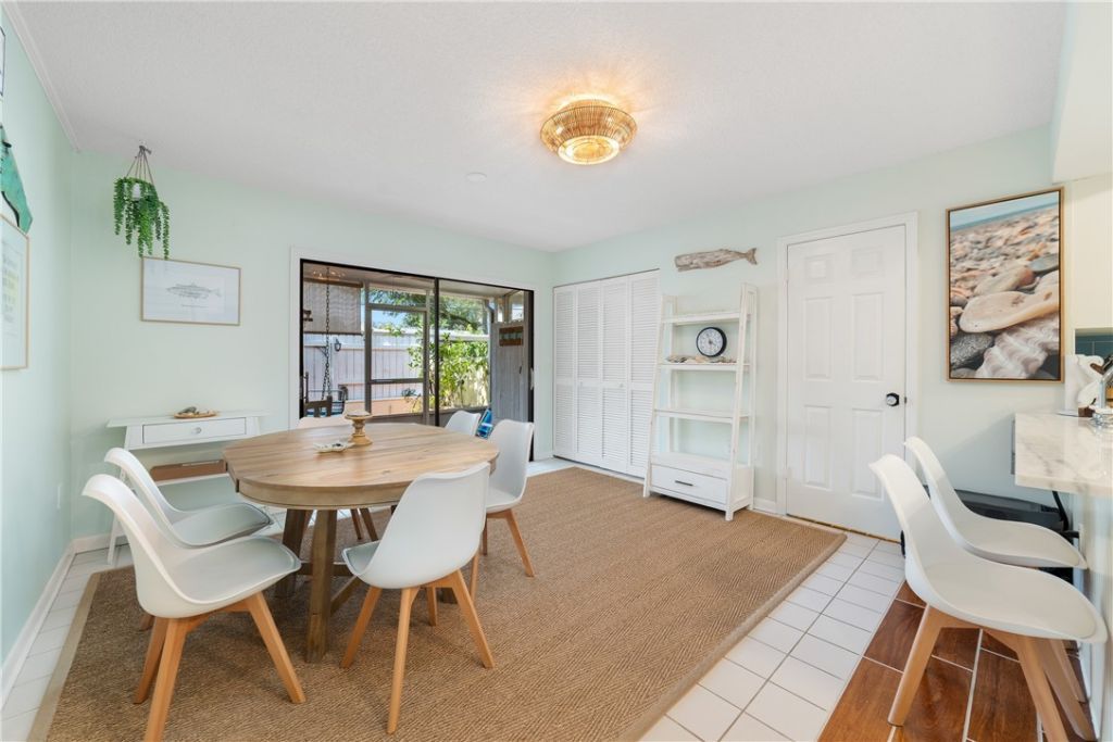 839 Camelia Lane, Unit 8, Vero Beach, FL 32963 Photo