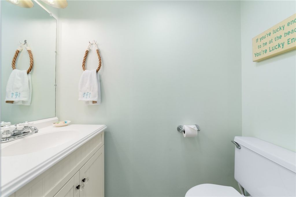 839 Camelia Lane, Unit 8, Vero Beach, FL 32963 Photo
