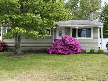 254 Greeley Street, Manchester, NH 03102