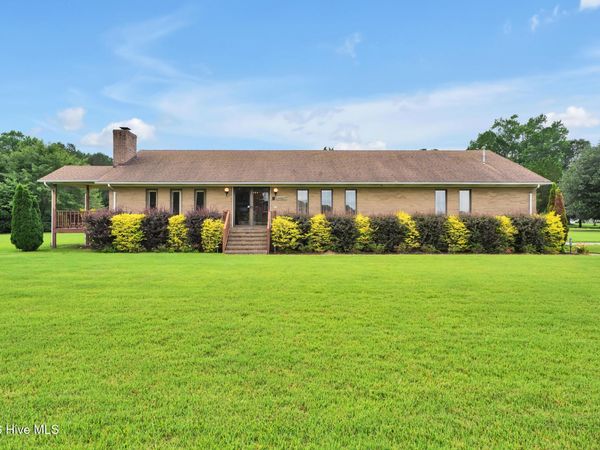 12285 Us Highway 421, Burgaw, NC 28425