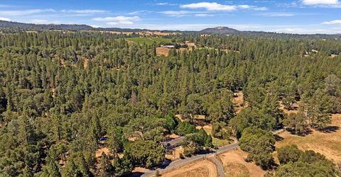 7071 Perry Creek Rd, Somerset, CA 95684 Photo