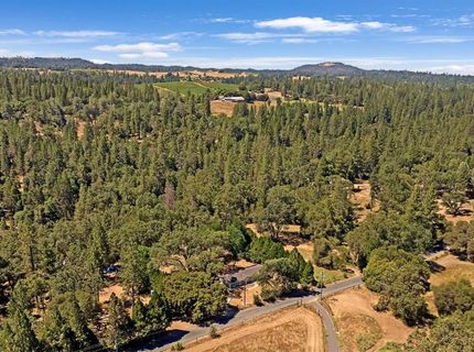7071 Perry Creek Rd, Somerset, CA 95684 Photo
