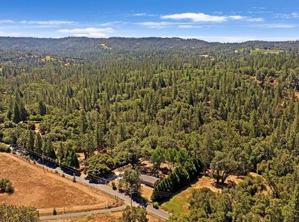 7071 Perry Creek Rd, Somerset, CA 95684 Photo