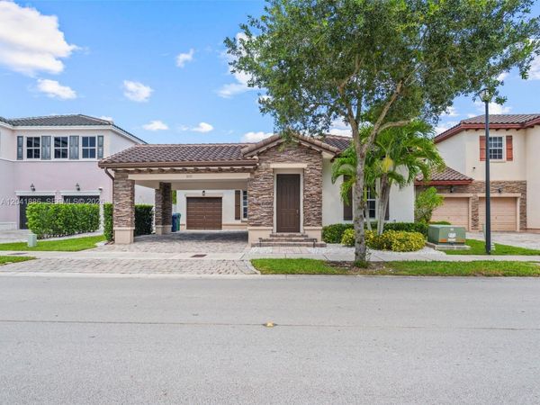 9171 SW 172nd Ave , Miami, FL 33196