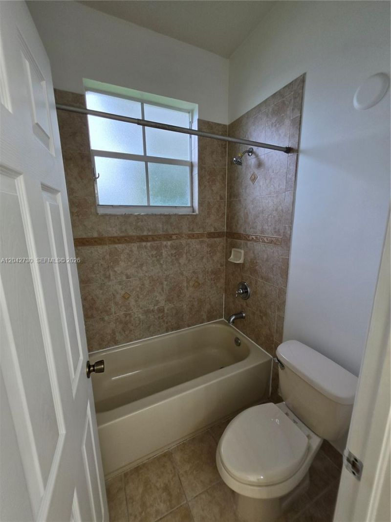 4906 SW 141st Ave, Unit 4, Miramar, FL 33027 Photo