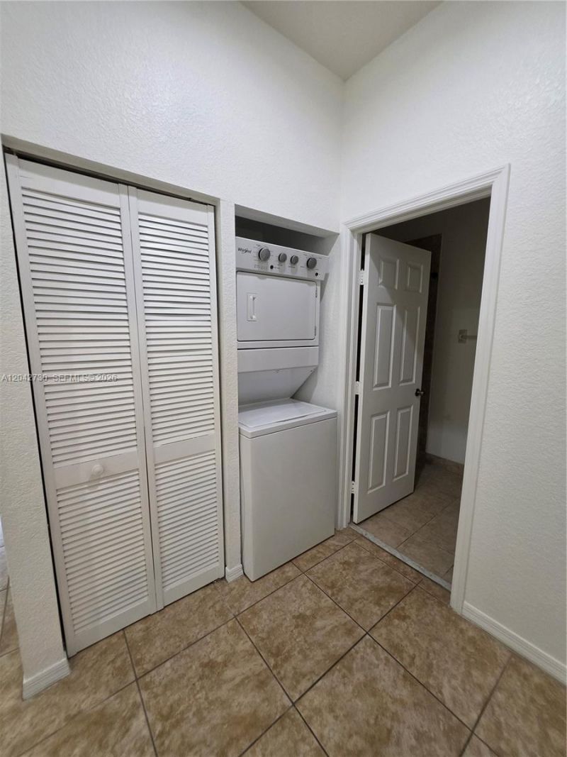 4906 SW 141st Ave, Unit 4, Miramar, FL 33027 Photo