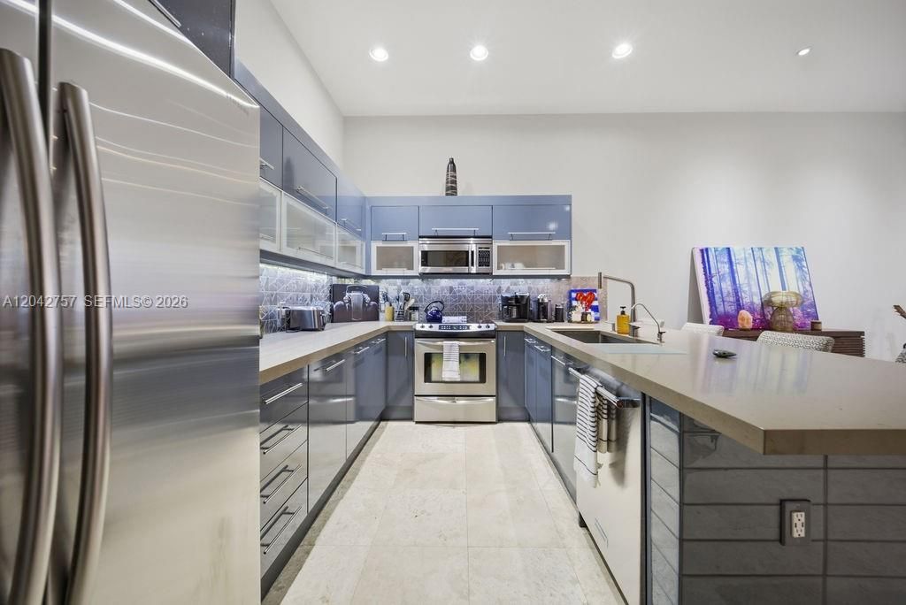 710 NE 3rd Ave, Fort Lauderdale, FL 33304 Photo