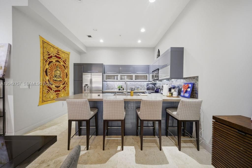 710 NE 3rd Ave, Fort Lauderdale, FL 33304 Photo