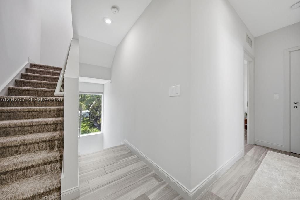 710 NE 3rd Ave, Fort Lauderdale, FL 33304 Photo