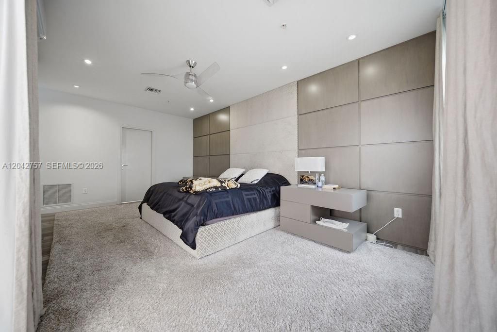 710 NE 3rd Ave, Fort Lauderdale, FL 33304 Photo
