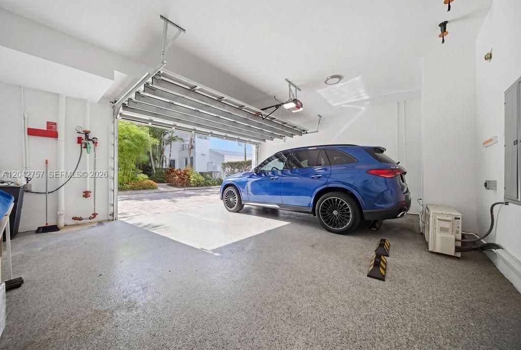 710 NE 3rd Ave, Fort Lauderdale, FL 33304 Photo