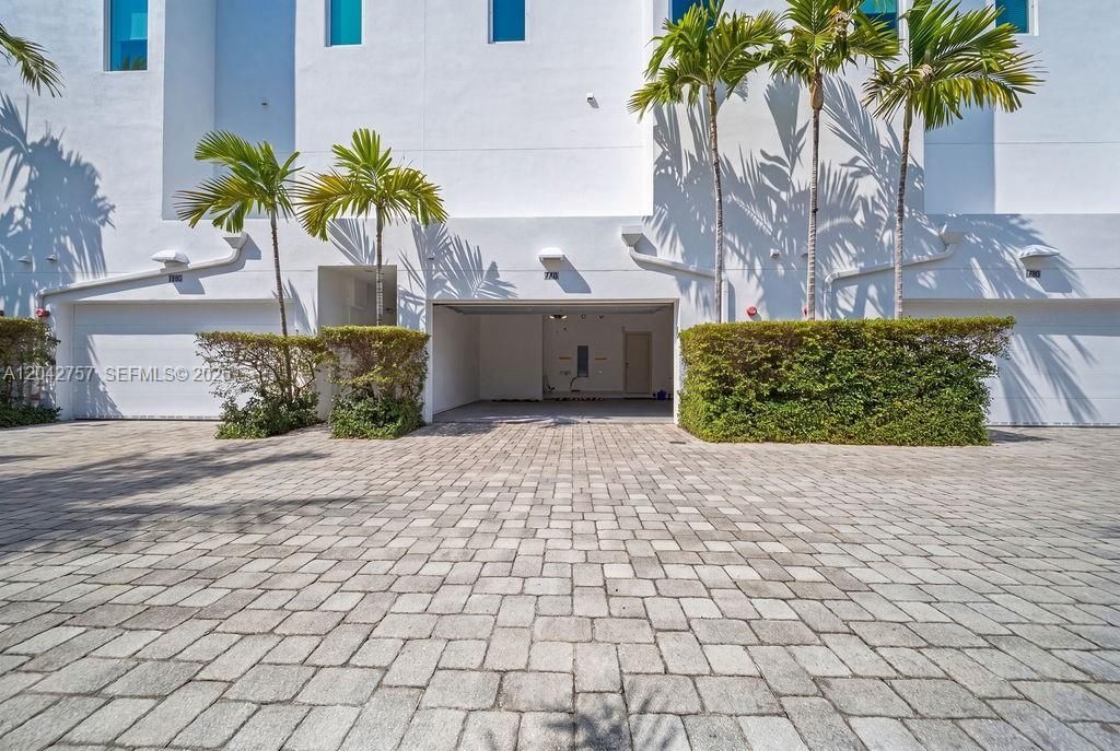 710 NE 3rd Ave, Fort Lauderdale, FL 33304 Photo