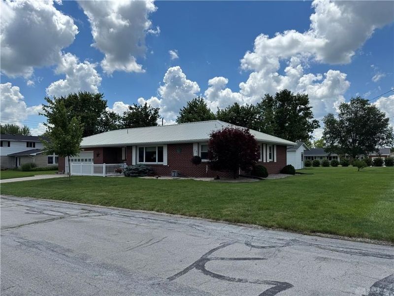 110 Northwood Drive, Greenville, OH 45331 Photo 2