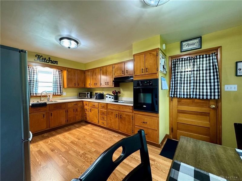 110 Northwood Drive, Greenville, OH 45331 Photo 20
