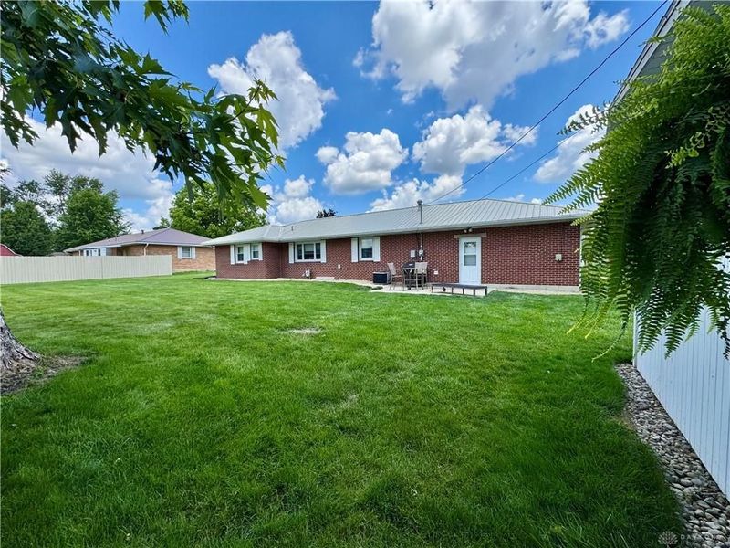 110 Northwood Drive, Greenville, OH 45331 Photo 27