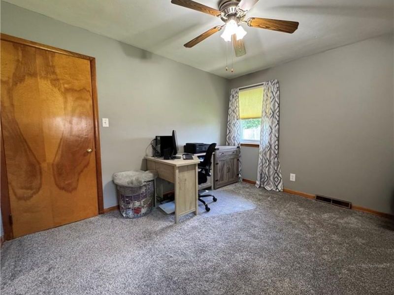 110 Northwood Drive, Greenville, OH 45331 Photo 9