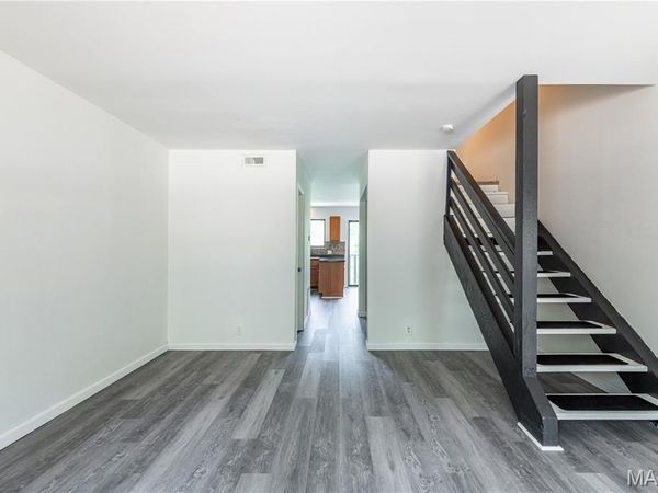 3017 Pembroke Lane , High Ridge, MO 63049