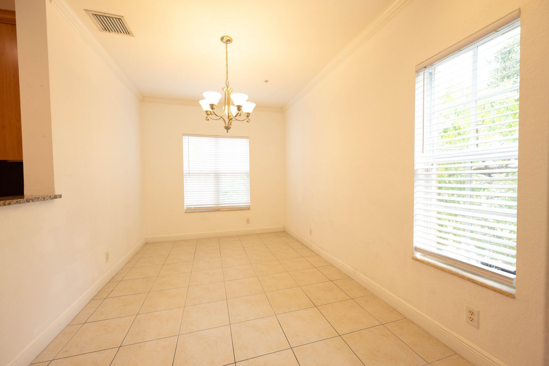 530 S Federal Highway, Unit 8, Lake Worth Beach, FL 33460 Photo