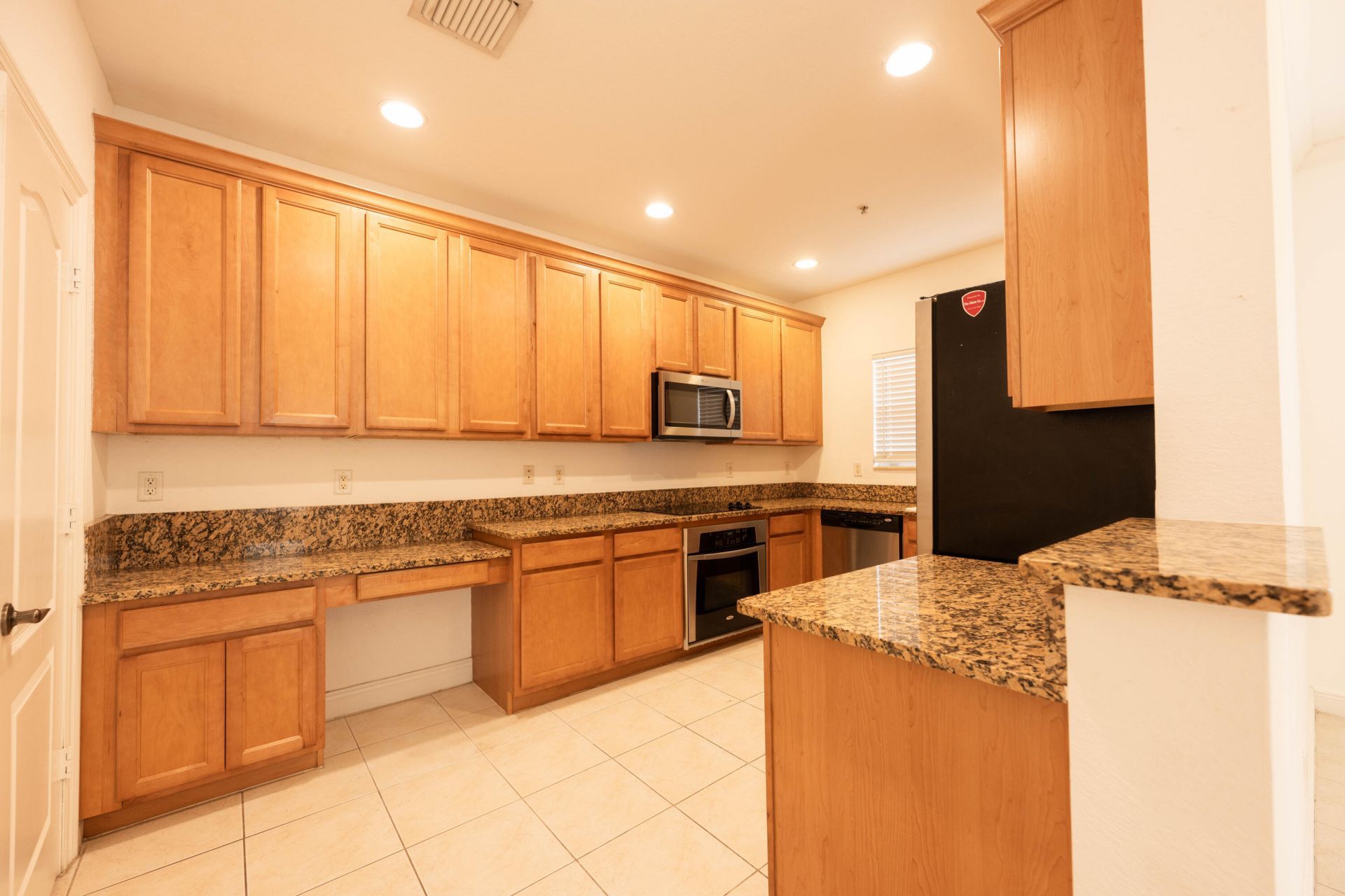 530 S Federal Highway, Unit 8, Lake Worth Beach, FL 33460 Photo