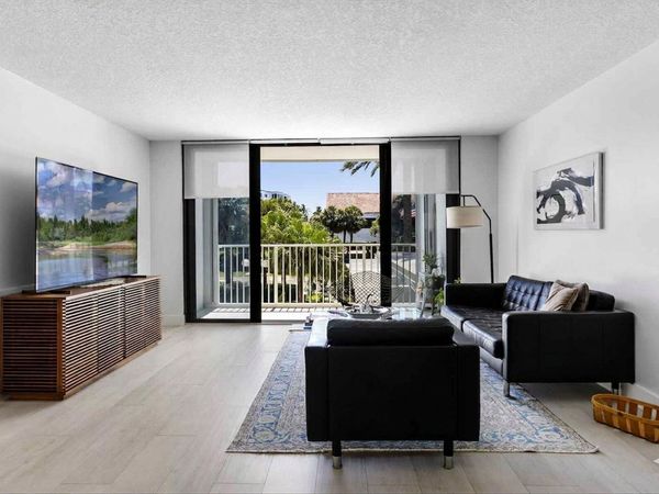 2860 S Ocean Boulevard, Unit 216, Palm Beach, FL 33480