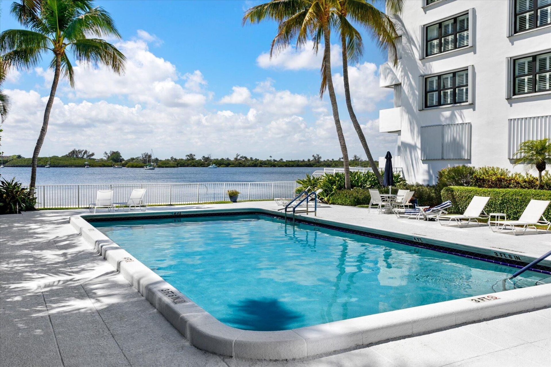 2860 S Ocean Boulevard, Unit 216, Palm Beach, FL 33480 Photo