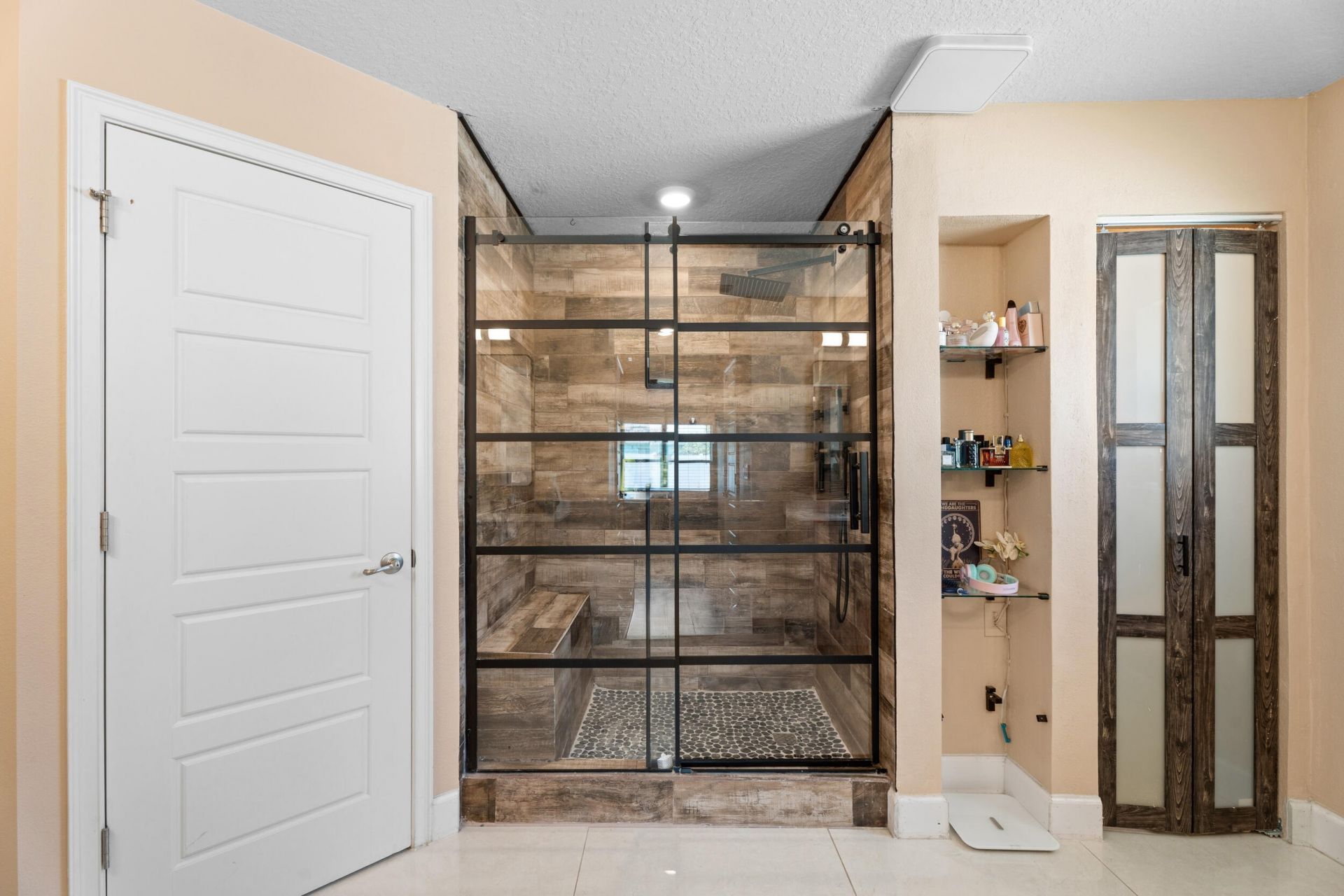 5846 NW Dooley Circle, Port Saint Lucie, FL 34986 Photo