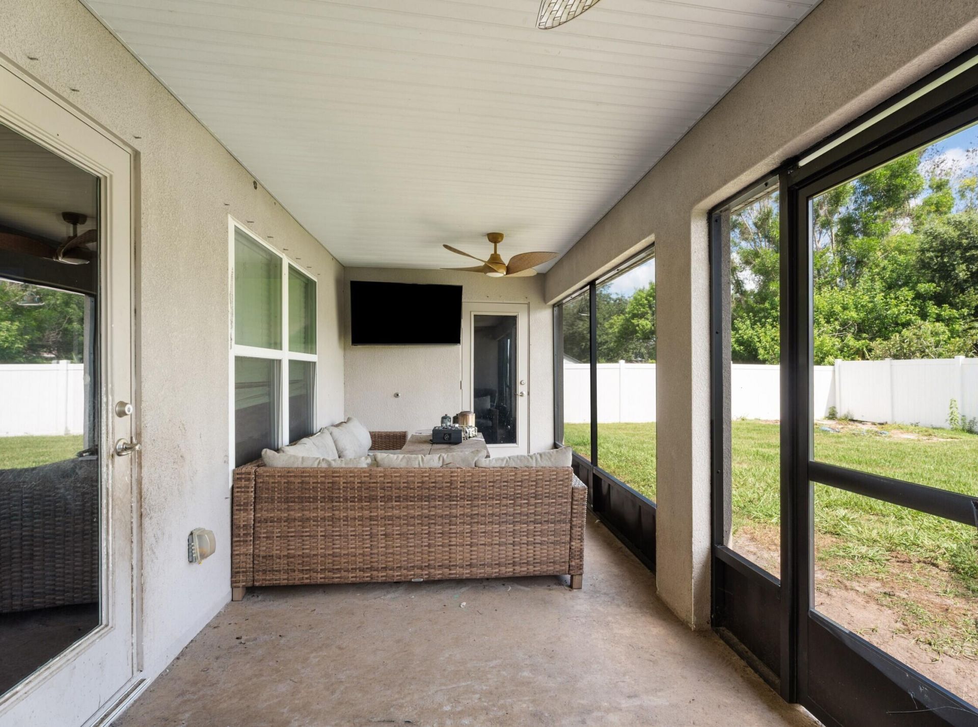5846 NW Dooley Circle, Port Saint Lucie, FL 34986 Photo